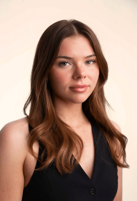 Caitlin Apprentice Stylist at Fifteen Twelve Salon